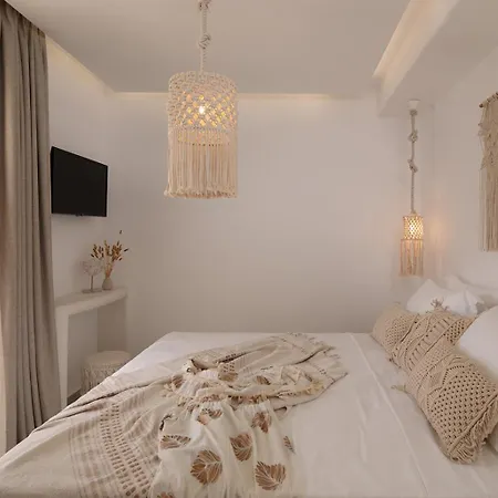 Nymphee Luxury Agia Anna (Naxos)