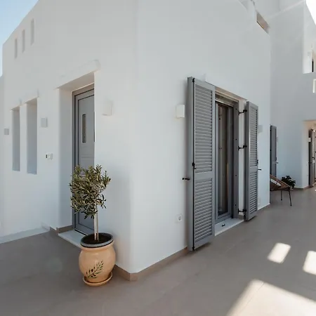 Nymphee Luxury Agia Anna (Naxos)